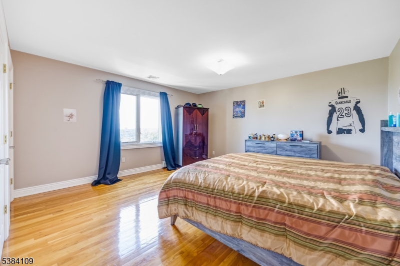 207 Eileen Dr