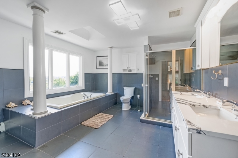 207 Eileen Dr