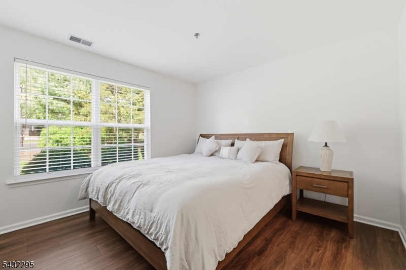 5301 Tudor Dr