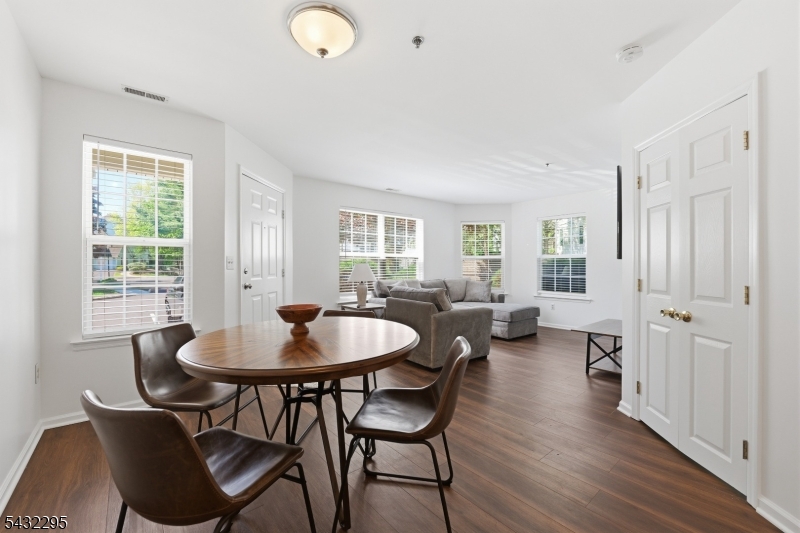 5301 Tudor Dr