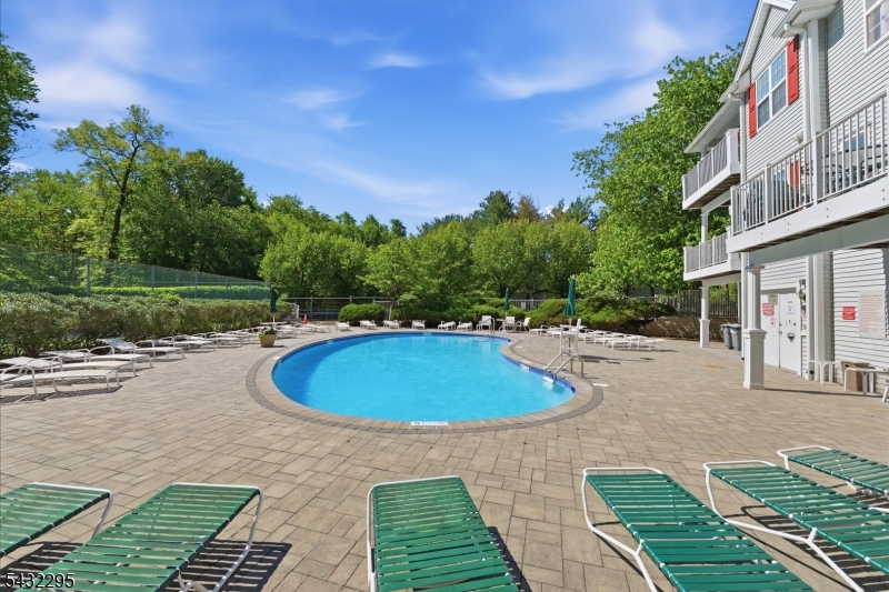 5301 Tudor Dr
