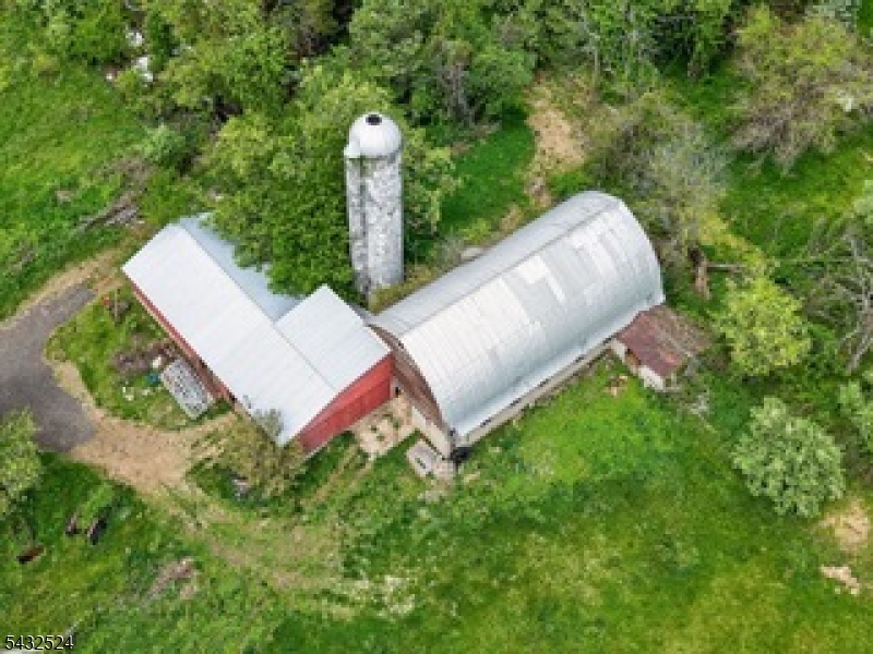 499 Edgewood Rd