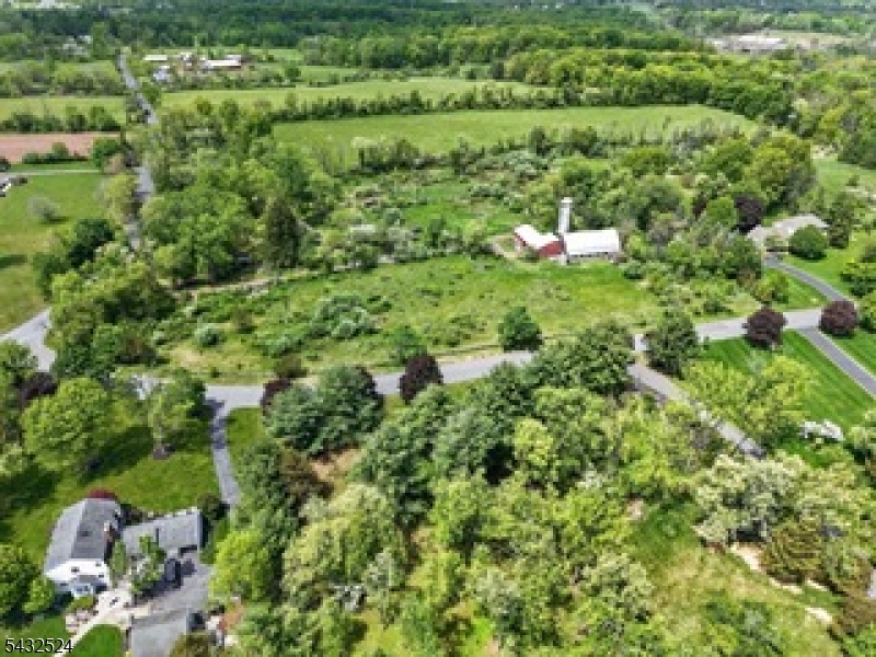 499 Edgewood Rd