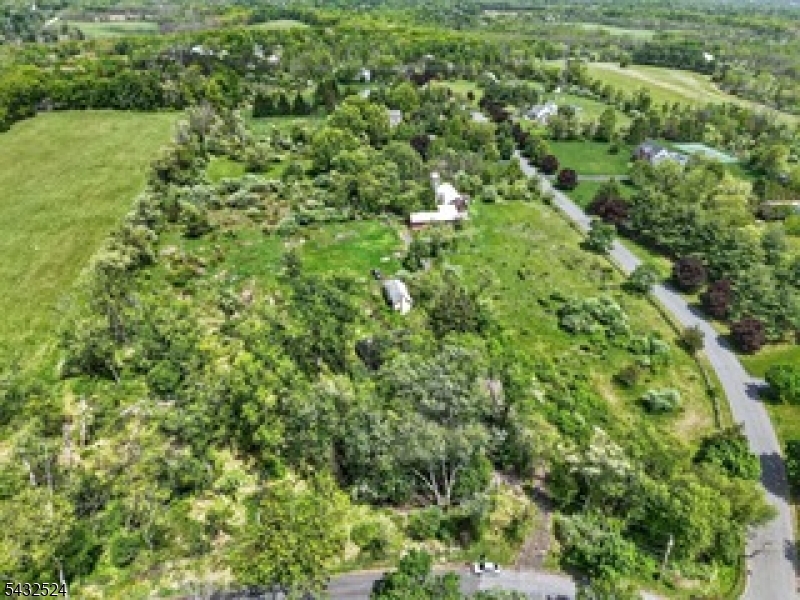 499 Edgewood Rd