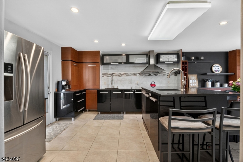 58 Continental Ave