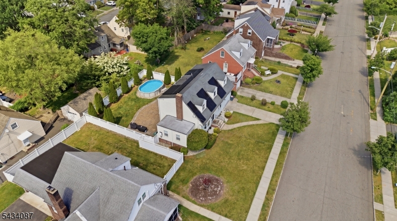 58 Continental Ave