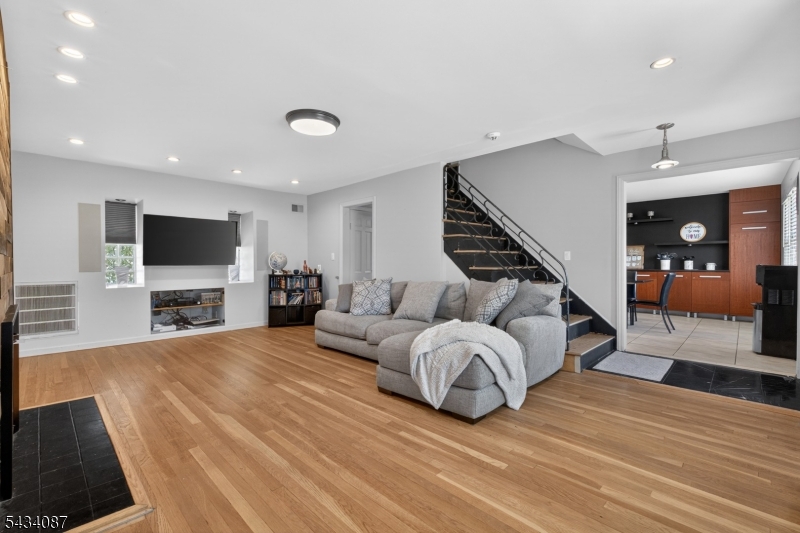 58 Continental Ave