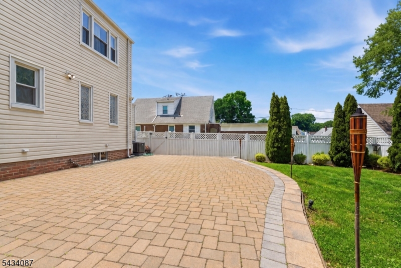 58 Continental Ave