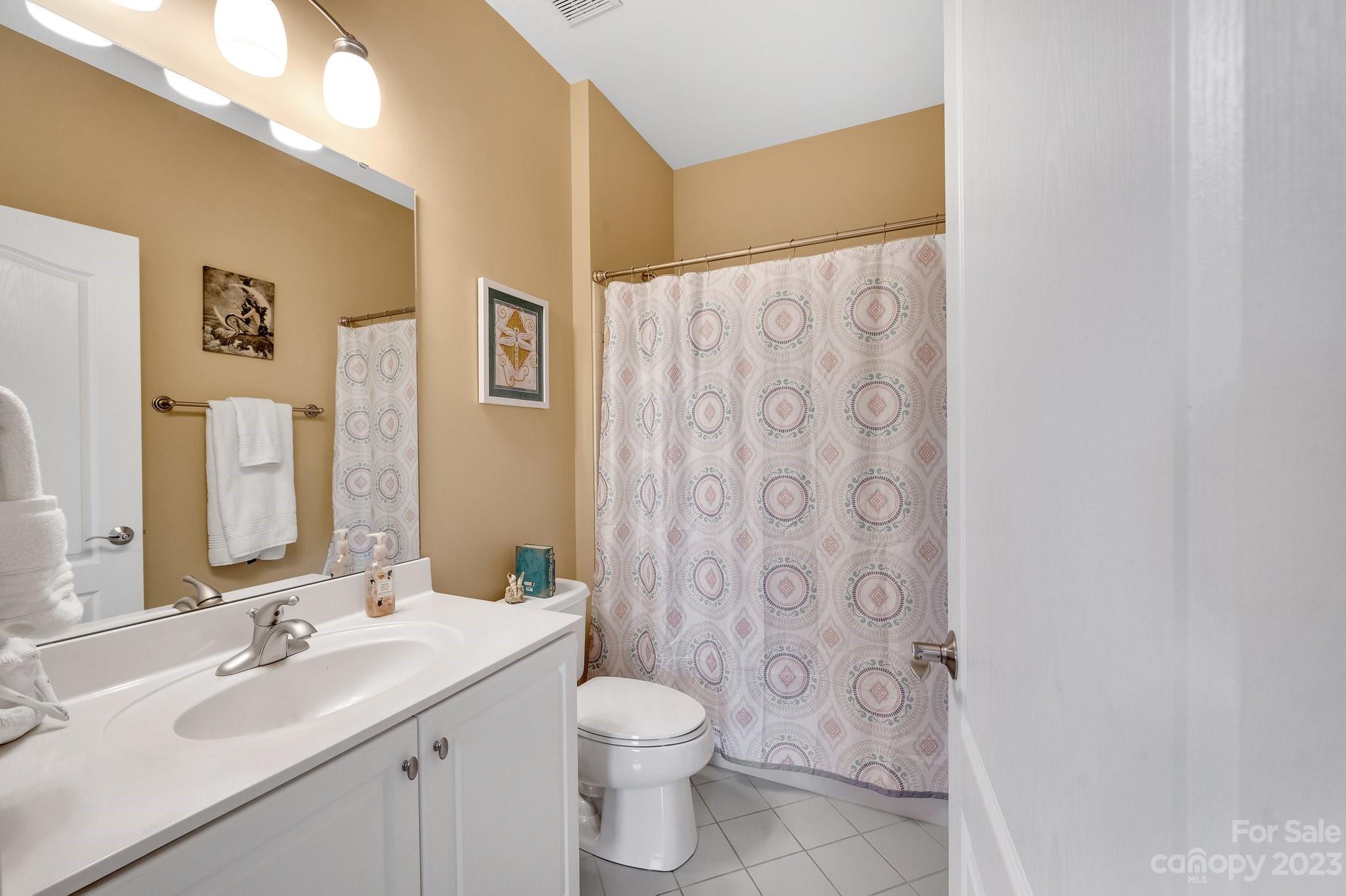 109 Orchard Hill Court