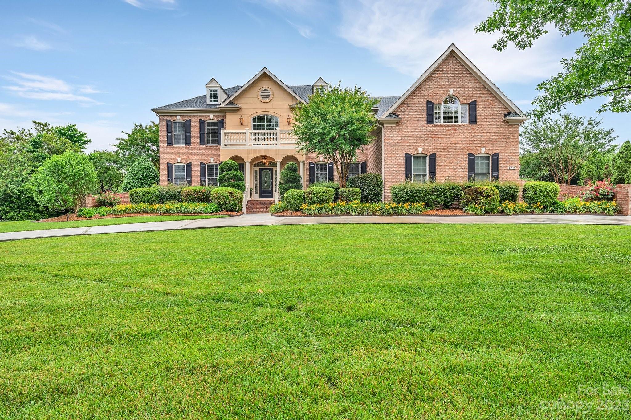 109 Orchard Hill Court