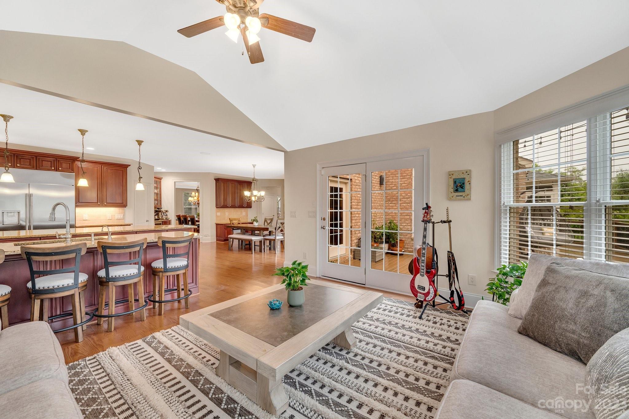 109 Orchard Hill Court