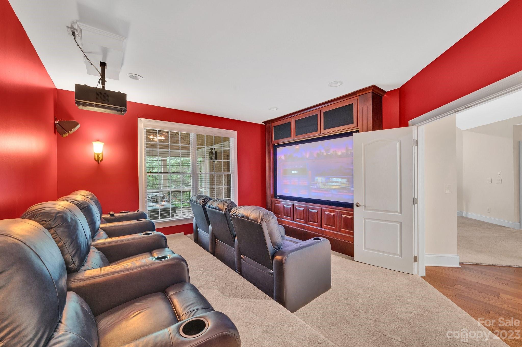 109 Orchard Hill Court