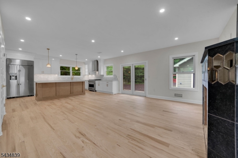 236 Park Ave