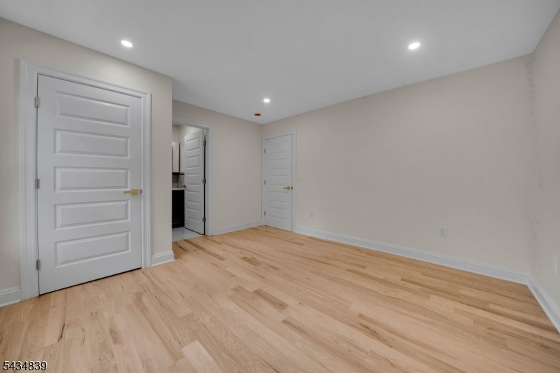 236 Park Ave