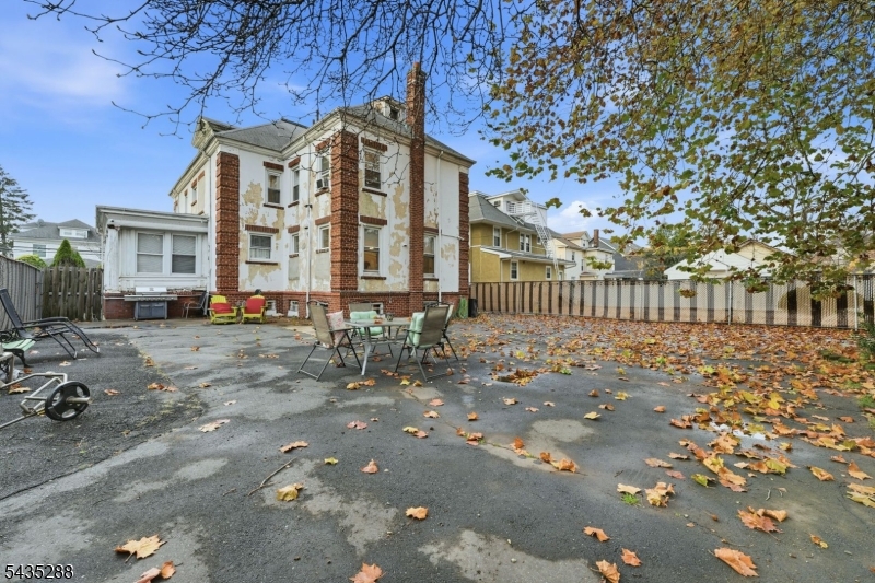 449 Union Ave