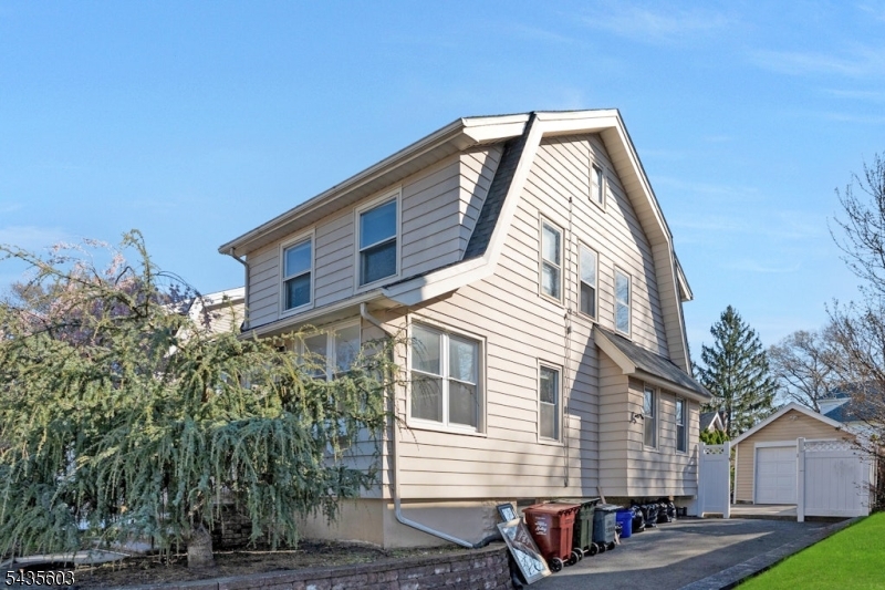 51 Cedar St
