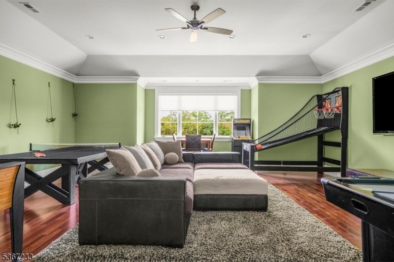 1315 CANAL ROAD