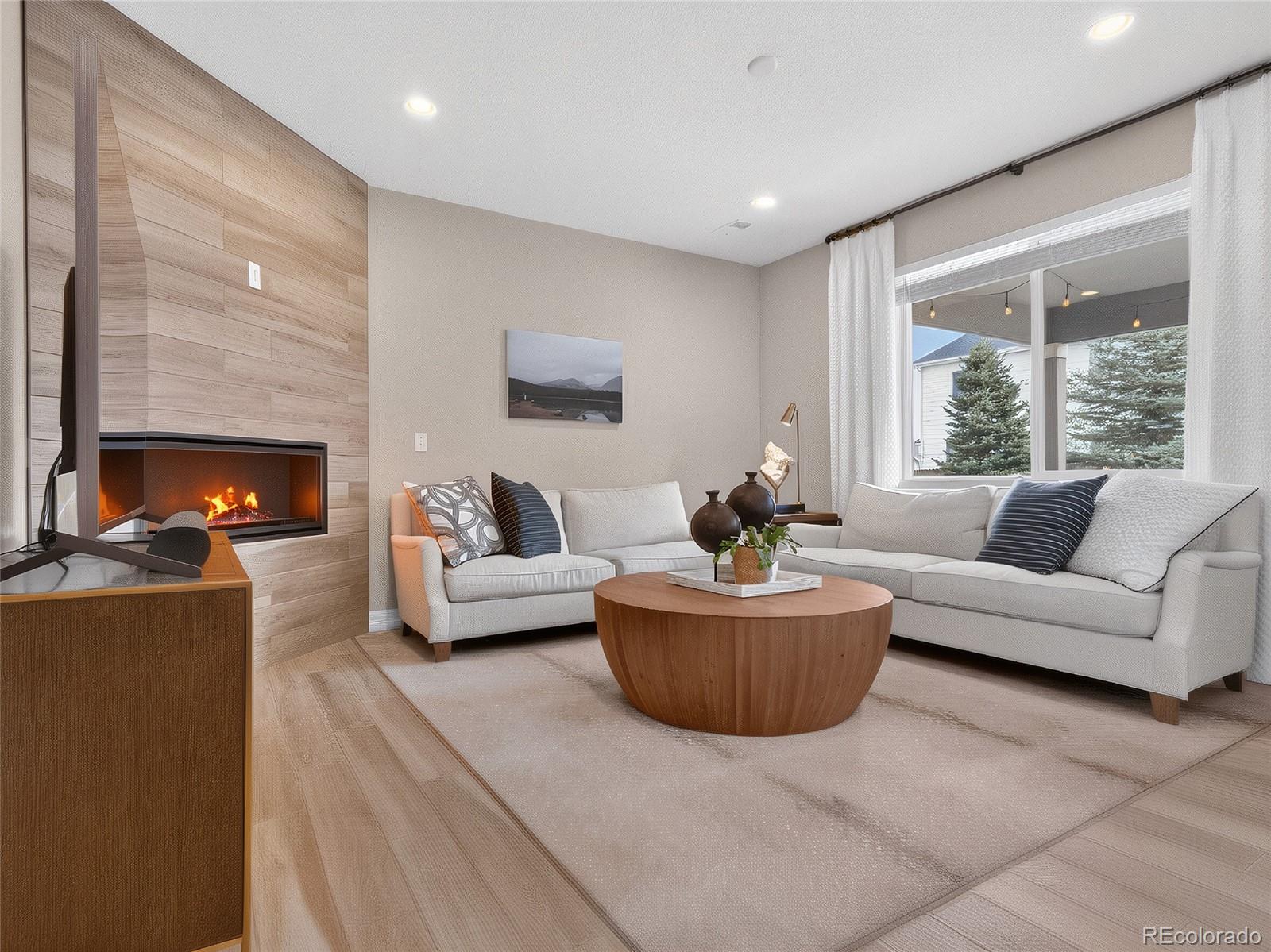 348 Vista Cliff Circle