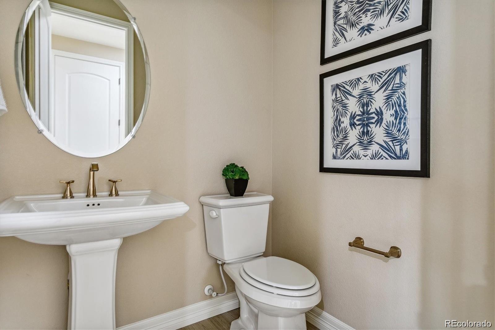 348 Vista Cliff Circle