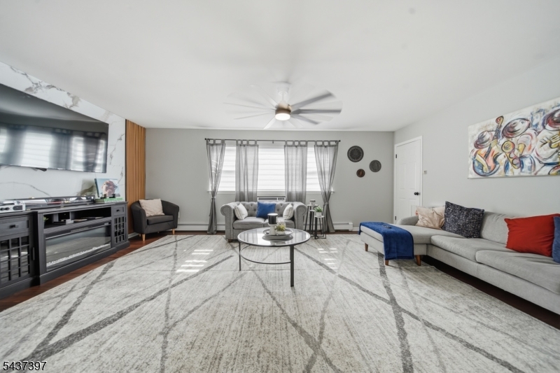 2467 State Route 10 1B