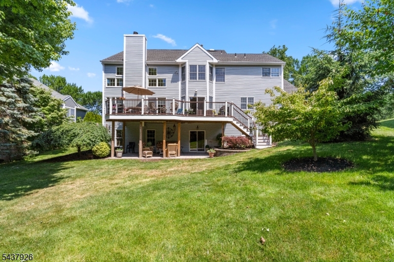10 Barnstable Rd