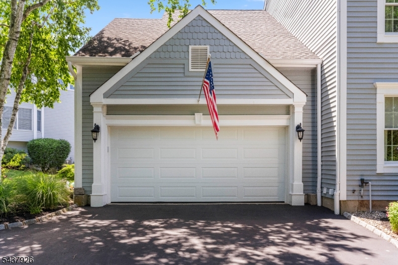 10 Barnstable Rd