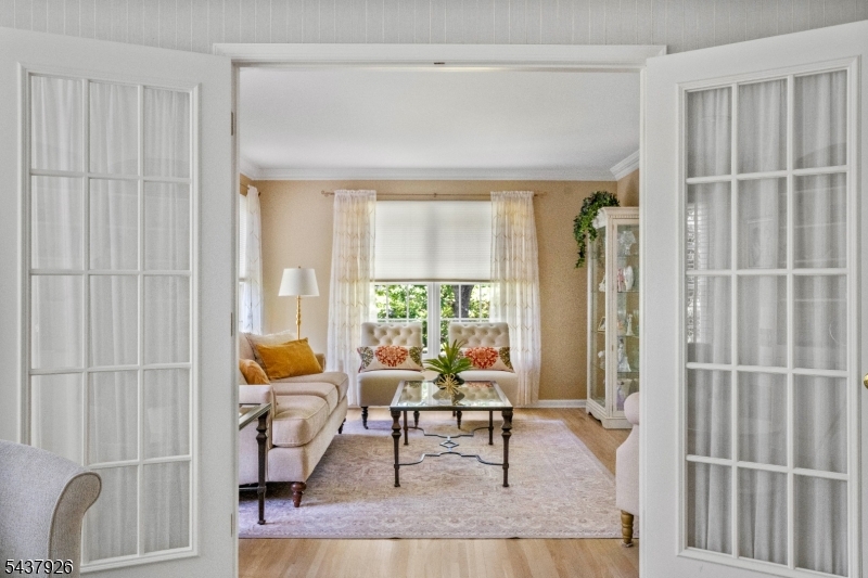 10 Barnstable Rd