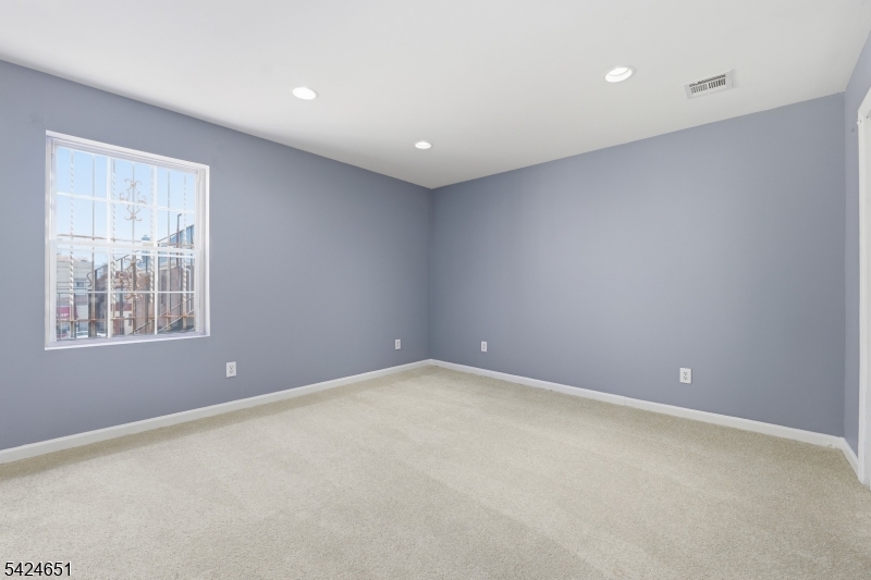 459 Fulton St