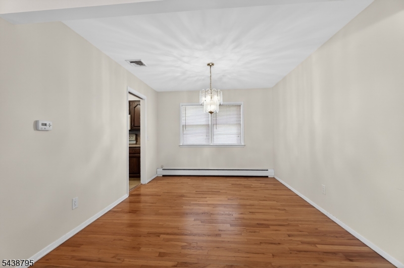 228 Shaw Pl