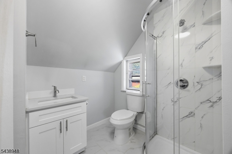 163 Walnut St 2