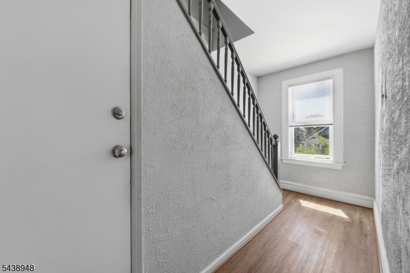 163 Walnut St 2