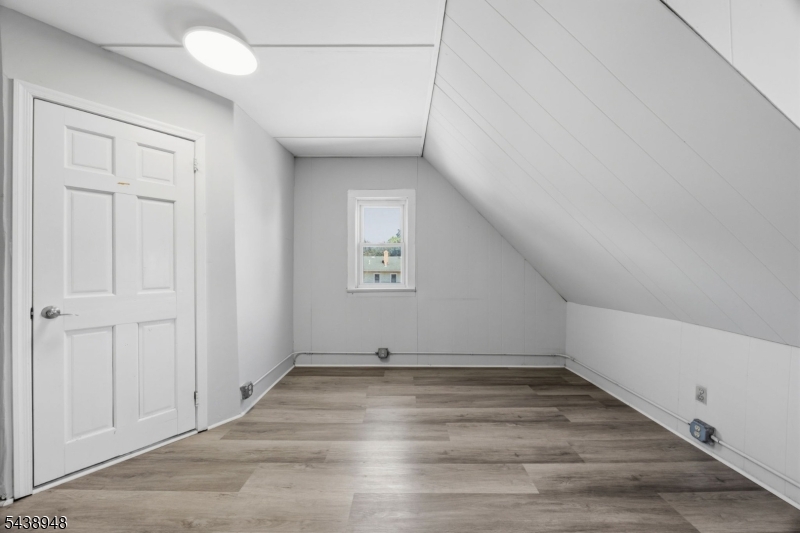 163 Walnut St 2