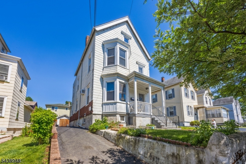 163 Walnut St 2