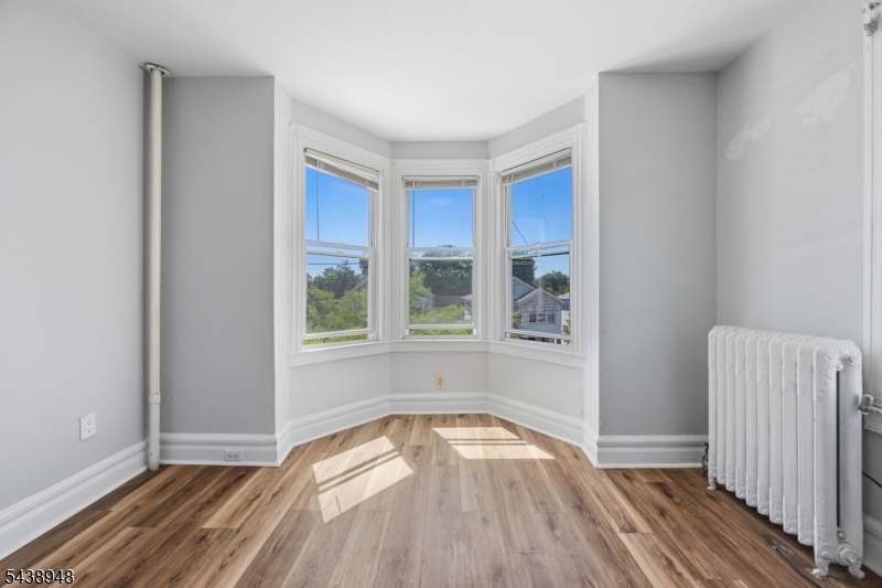 163 Walnut St 2