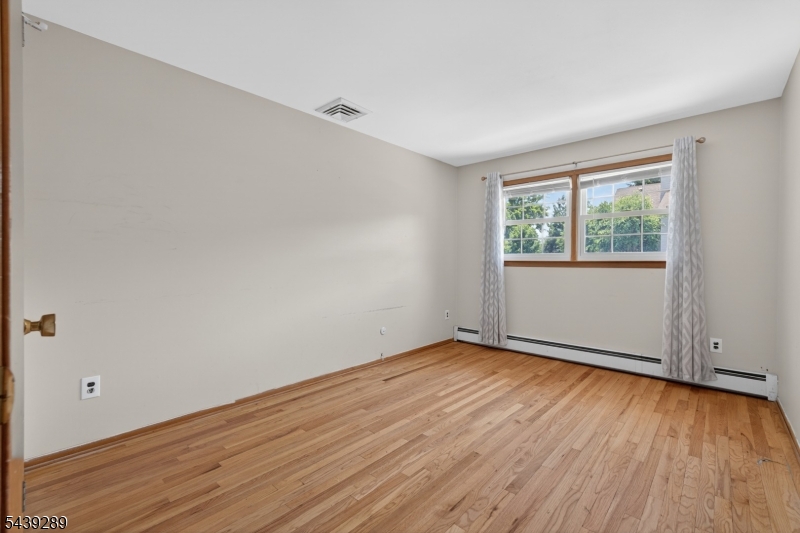 348 W Emerson Ave
