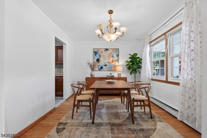 348 W Emerson Ave