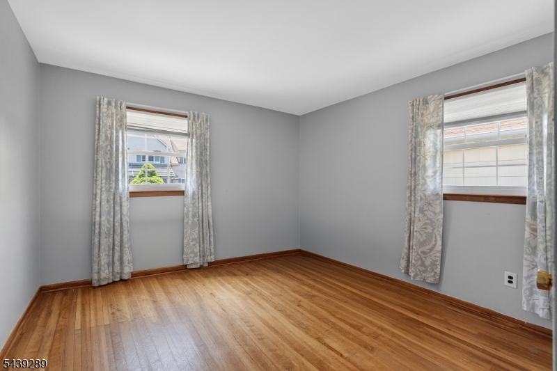 348 W Emerson Ave