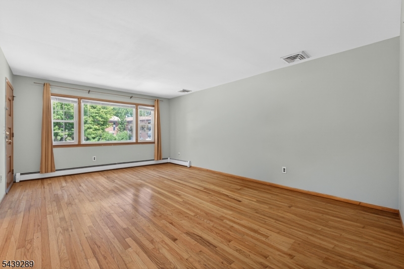 348 W Emerson Ave