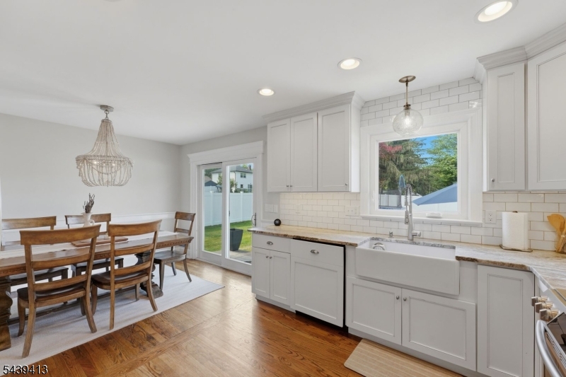 13 Cedar St