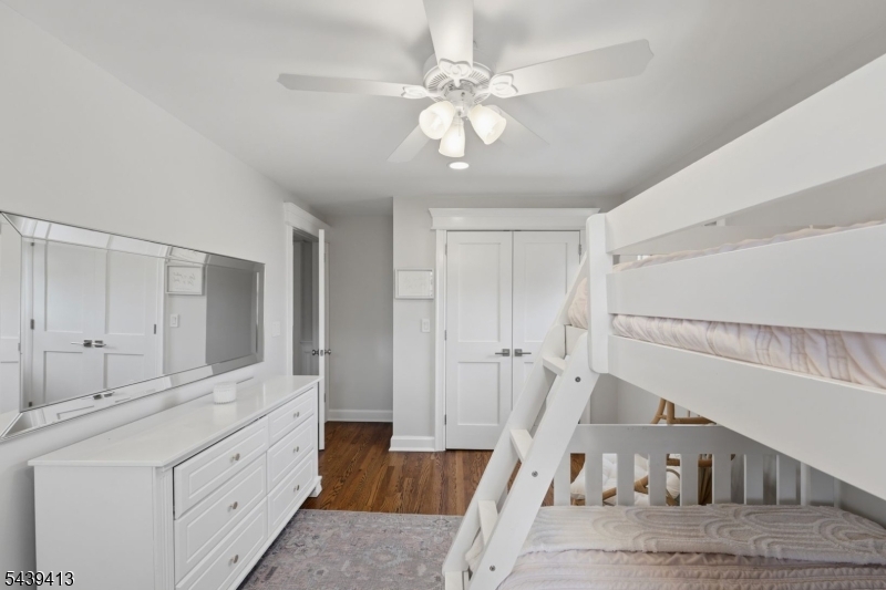13 Cedar St