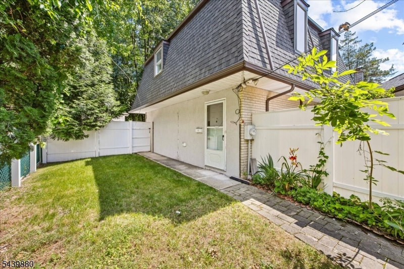 1 Ranch Ct