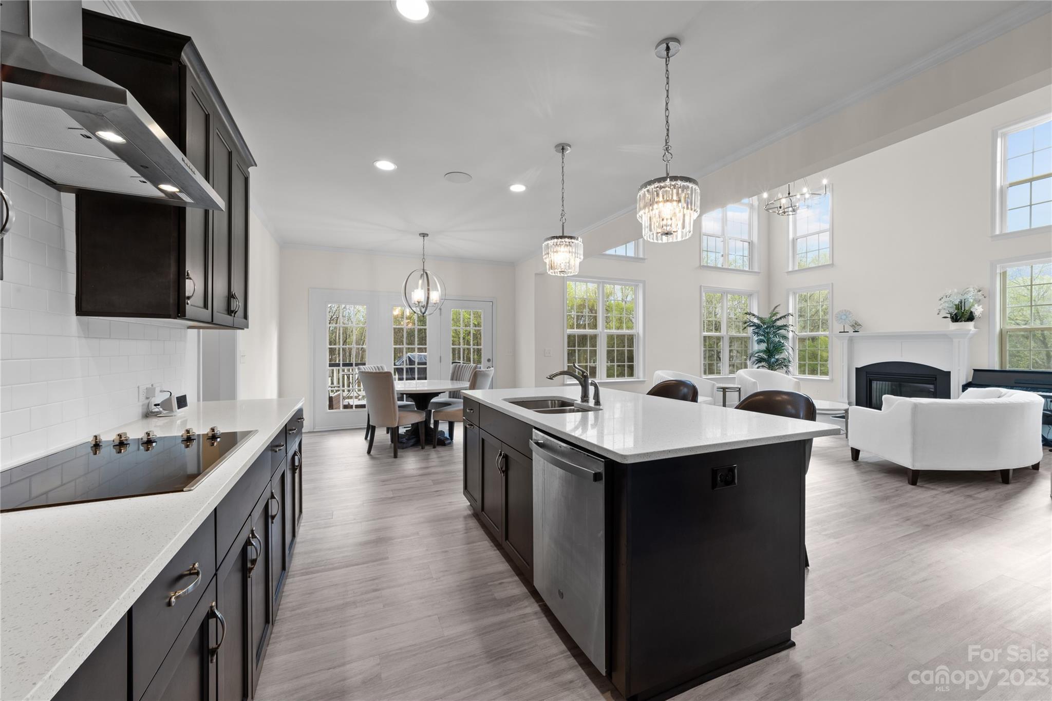 3423 Saint Clair Court NW