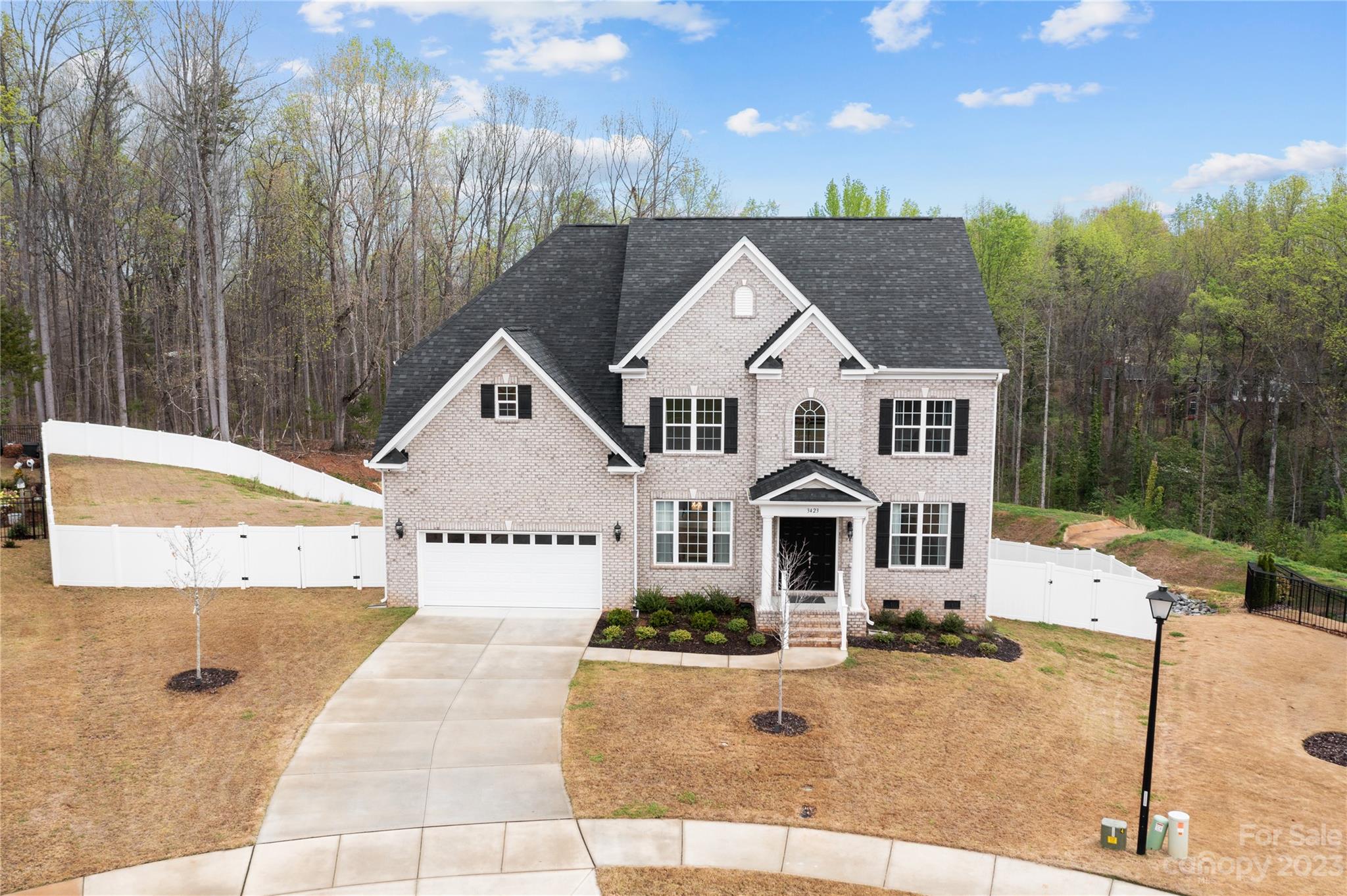 3423 Saint Clair Court NW