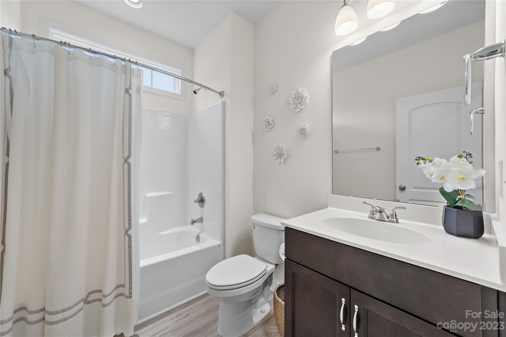 3423 Saint Clair Court NW
