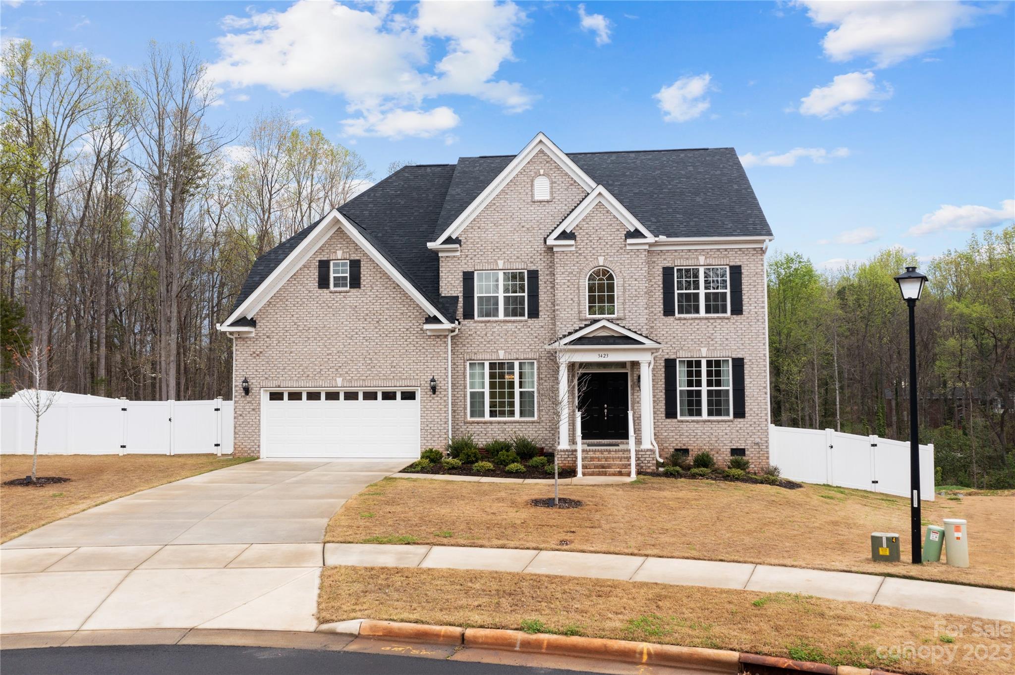 3423 Saint Clair Court NW
