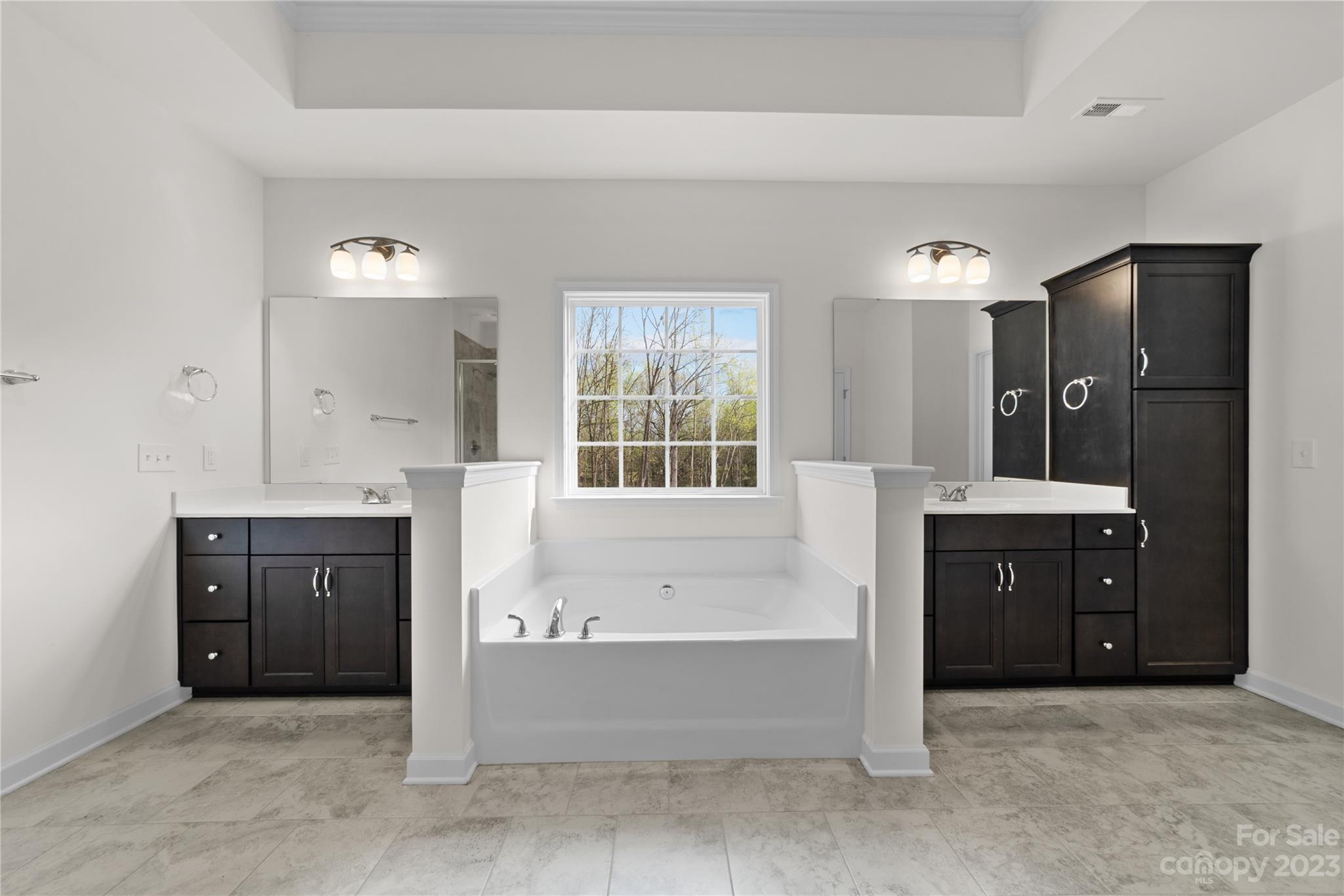 3423 Saint Clair Court NW