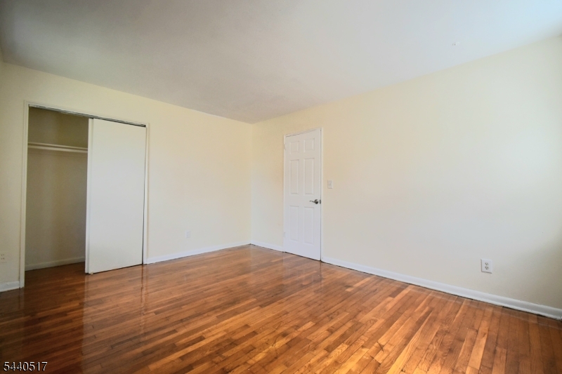 58 Underwood St B7