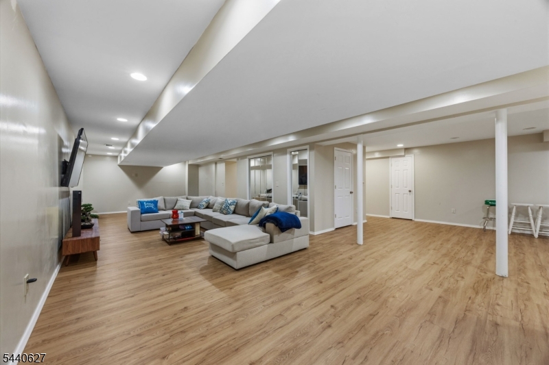 72 Doby Rd