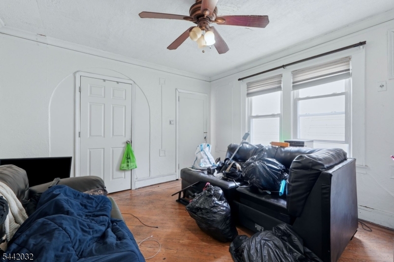 55 Schaefer Rd
