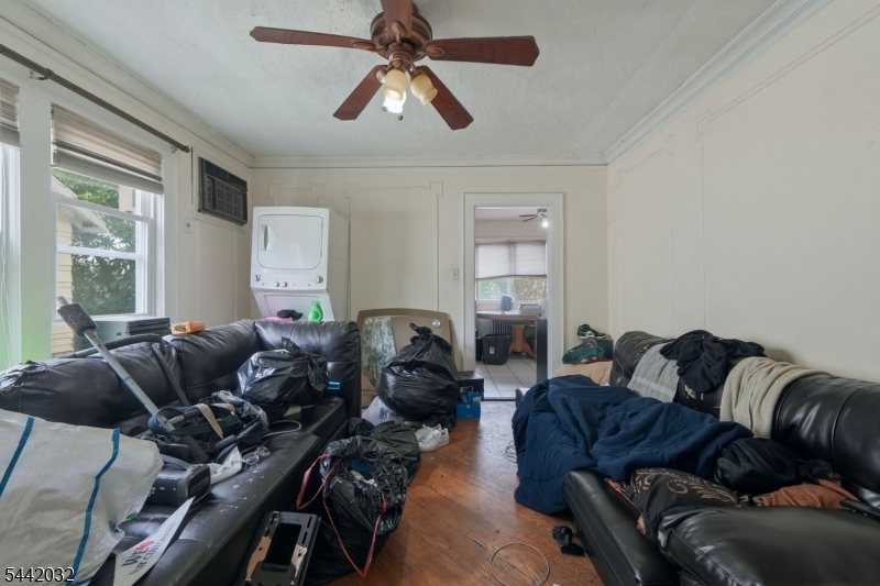 55 Schaefer Rd